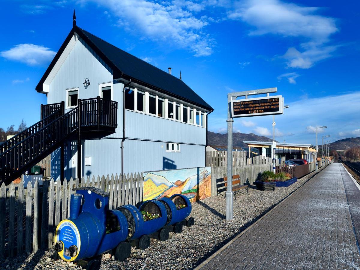 Signal Box Villa Newtonmore Bagian luar foto